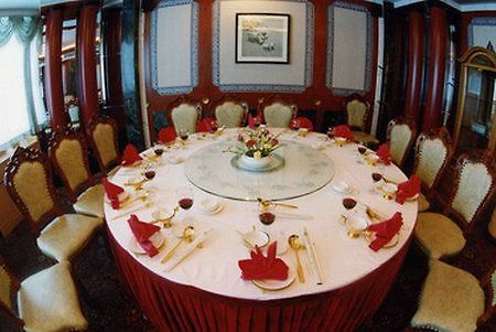 Stone Forest International Hotel Qujing Restaurant billede